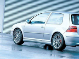 Maxton Design ZIJ-ROKKEN VW GOLF 4 25-JARIG JUBILEUM LOOK