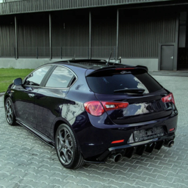 Oneway Complete bodykit passend voor Alfa Romeo Giulietta 2010-2020 - Glanzend zwart