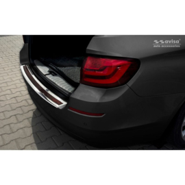 RVS Achterbumperprotector 'Deluxe' passend voor BMW 5-Serie F11 Touring 2010-2016 Chroom/Rood-Zwart Carbon