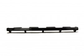 Maxton Design CENTRALE ACHTER SPLITTER ALFA ROMEO 147 GTA (MET VERTICALE SPIJLEN) Gloss Black