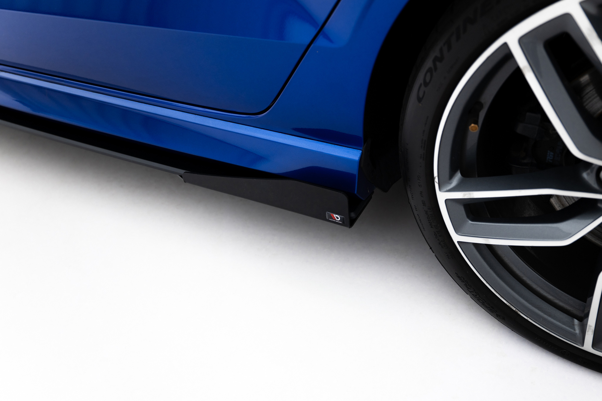Maxton Design ZIJKLEPPEN AUDI S3 / A3 S-LINE SEDAN 8V