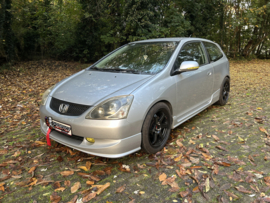 😍😍Deze Honda Civic EP2 Sport Voorzien van 3cm Verlagingsveren & Japan Racing Wheels JR3 gemonteerd😍😍