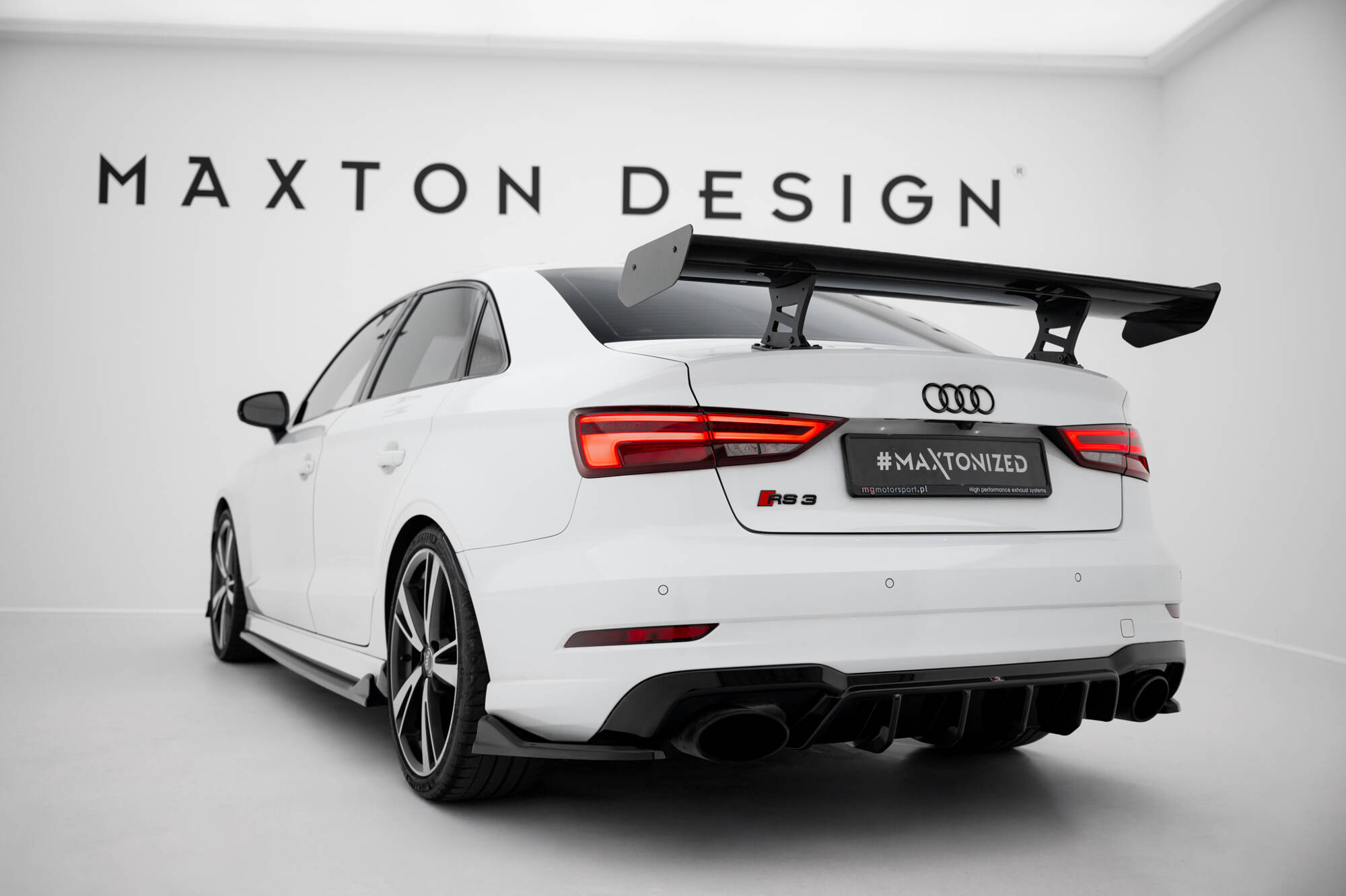 Maxton Design Carbon spoiler met interne beugels, Audi A3 / A3 S-Line / S3 / RS3 Sedan 8V / 8V Facelift