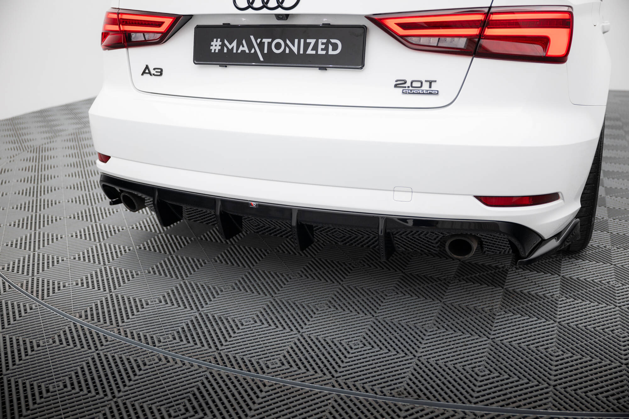 Maxton Design Achterspoiler Audi A3 Sedan 8V Facelift (uitvoering met enkele uitlaatpijpen aan beide zijden)