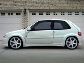Ibherdesign Zijskirts Citroen Saxo “WARRIOR WIDE”