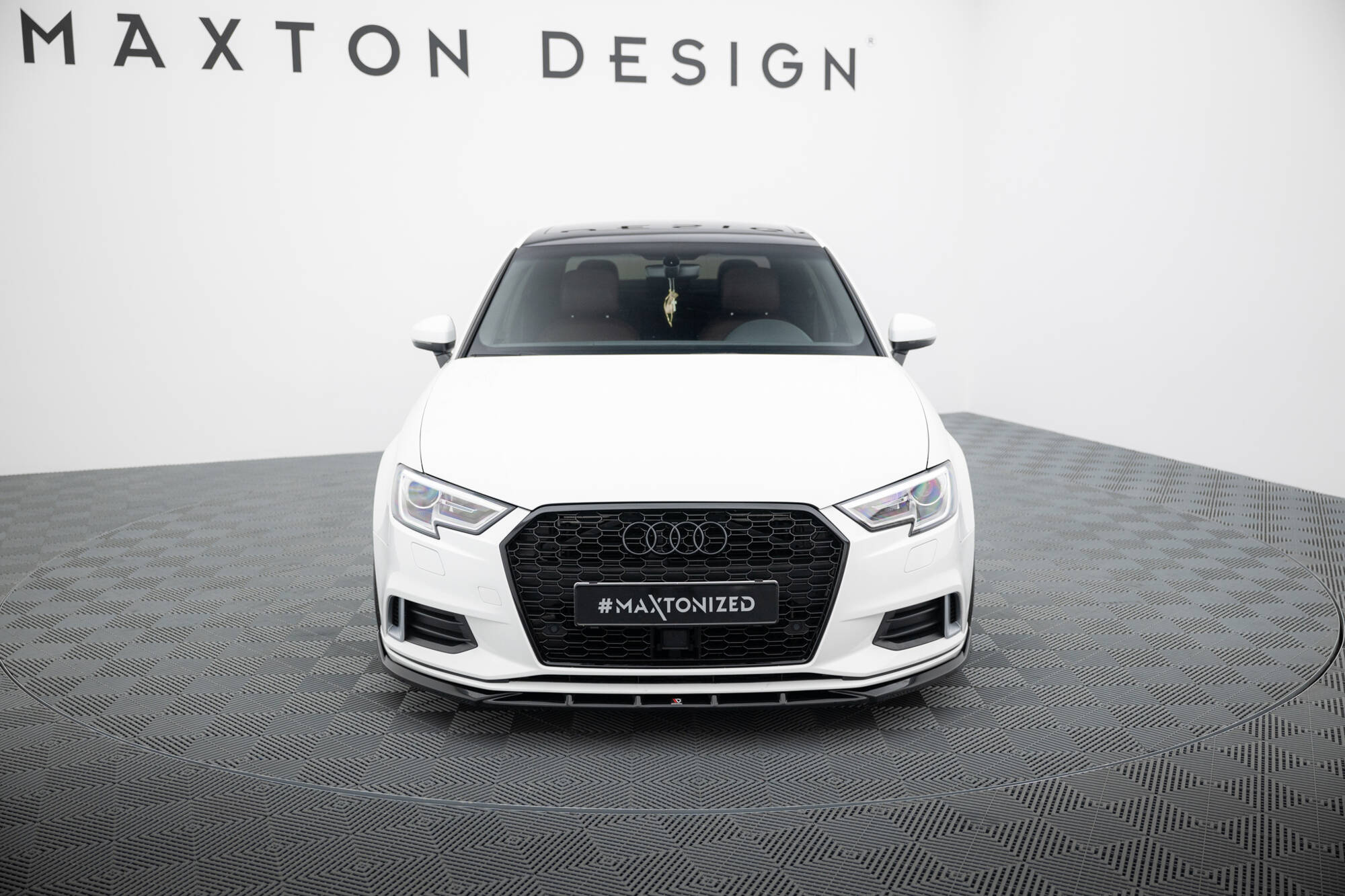 Maxton Design Frontsplitter Audi A3 Sedan 8V Facelift