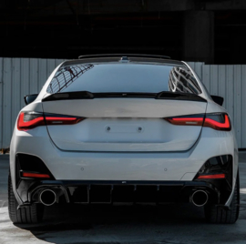 Oneway Achterbumperskirt (Diffuser) passend voor BMW 4-Serie G26 M-Pack/M440i 2021- (met ronde uitlaatsierstukken) - Glanzend zwart