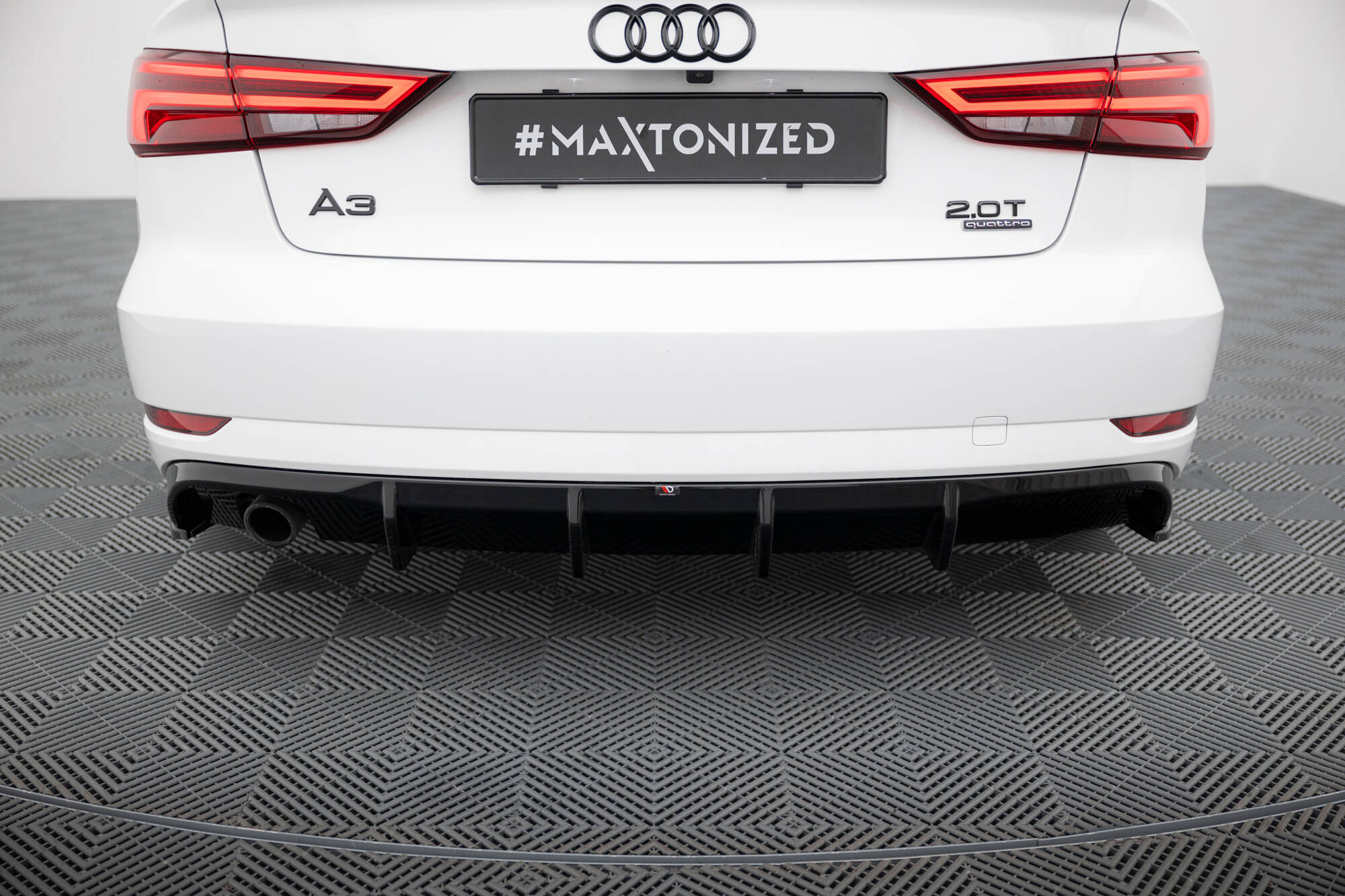 Maxton Design Achterspoiler Audi A3 Sedan 8V Facelift (uitvoering met enkele uitlaatpijpen aan één kant)