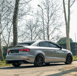 Oneway Achterbumperskirt (Diffuser) passend voor Audi A3 (8V) Sedan Facelift 2016-2020 (dubbele uitlaat L/R) - Glanzend zwart