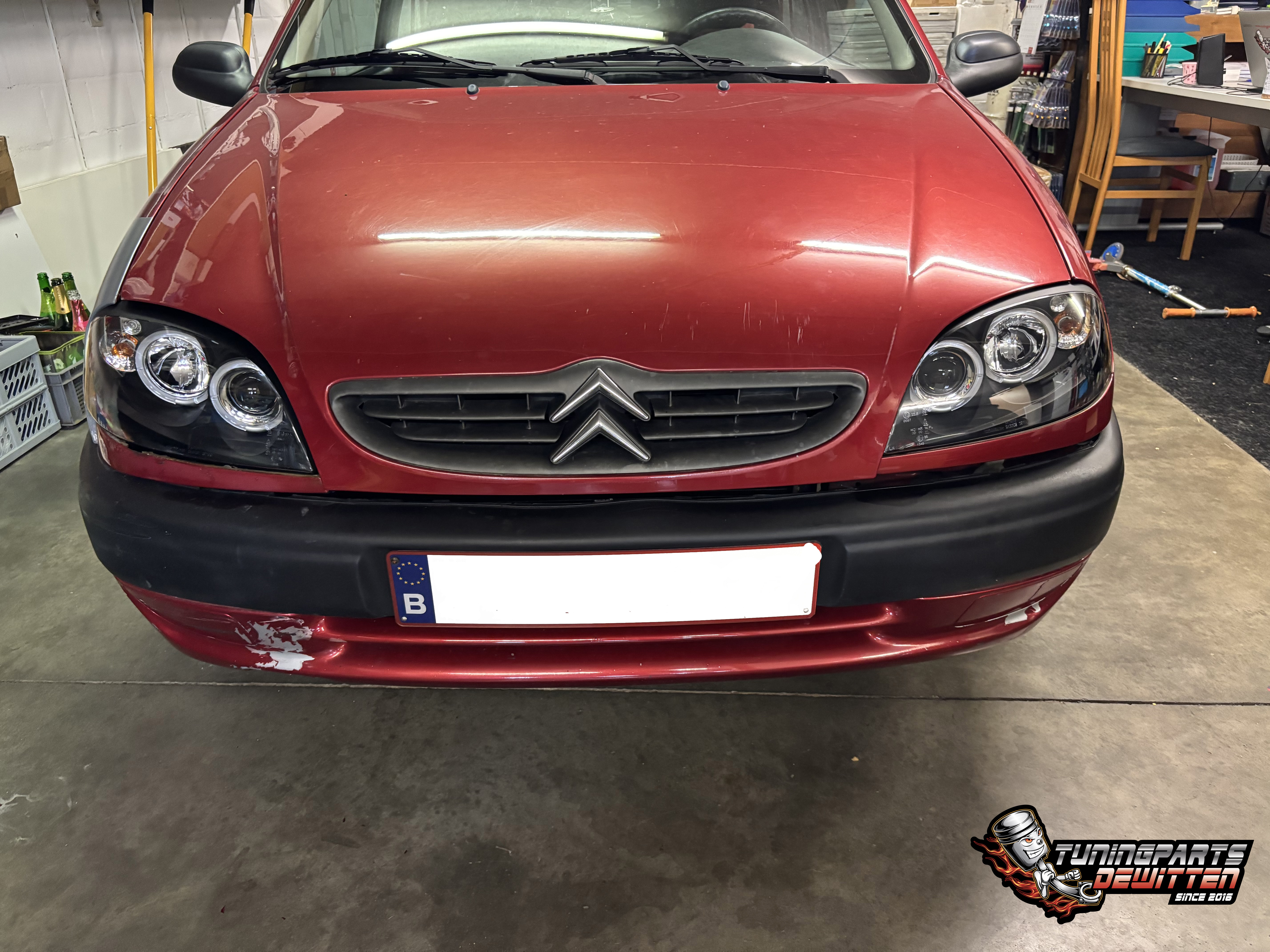 🤩Citroen Saxo voorzien van Angels Eyes🤩
