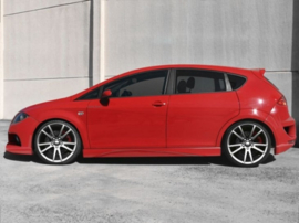 Ibherdesign Zijskirts Seat Leon 1P “KONDOR”