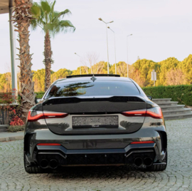 Oneway Achterbumperskirt (Diffuser) passend voor BMW 4-Serie G22/G23 Coupe/Cabrio M-Pack/M440i 2020-2024 & Facelift 2024- - Glanzend zwart