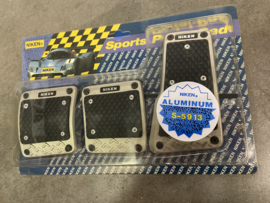 Niken Pedal Set Black/Silver Universeel