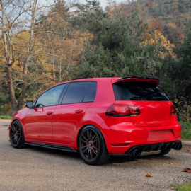 Oneway Complete bodykit passend voor Volkswagen Golf VI GTi/GTD 2008-2012 – Glanzend zwart