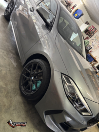 💙 BMW 1 Serie 118i voorzien van Ocean Turquoise remklauwen! 💙