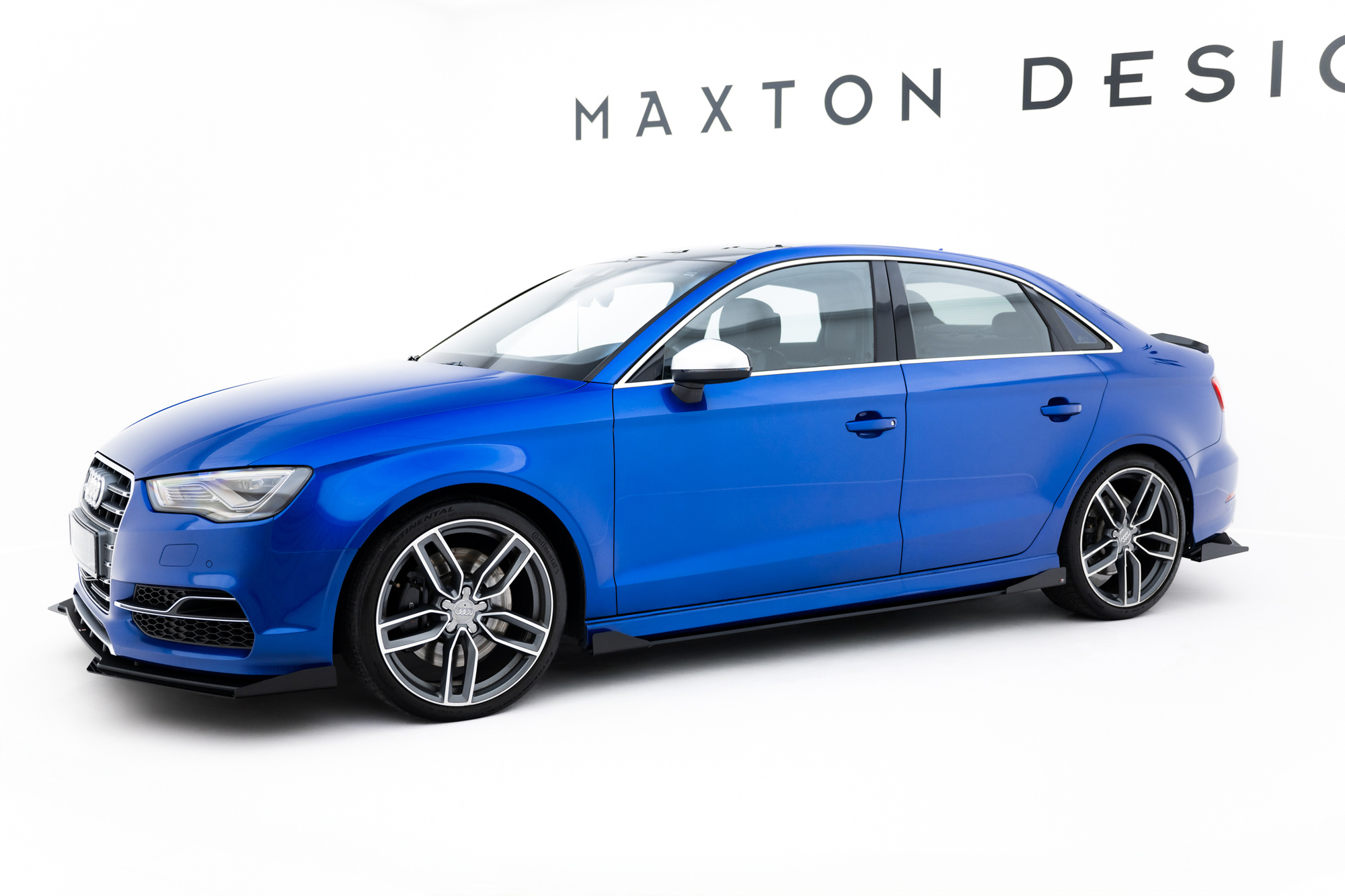 Maxton Design STREET PRO SIDESKIRTS DIFFUSERS + FLAPS AUDI S3 / A3 S-LINE SEDAN 8V