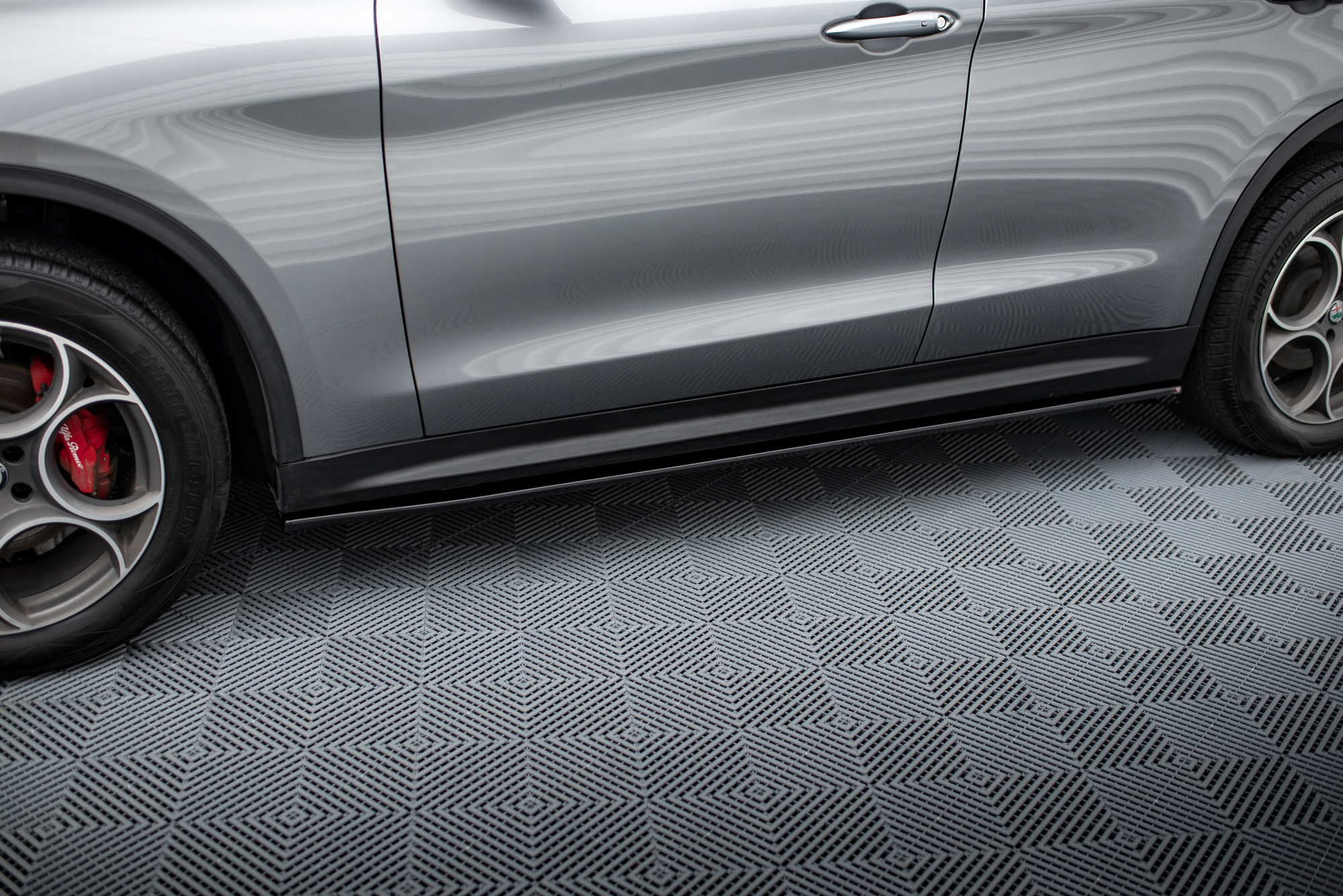 Maxton Design ZIJKANTEN DIFFUSERS Alfa Romeo Stelvio