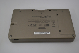 Nintendo DSi XL - Black / Brown