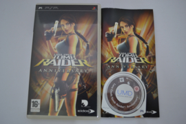 Lara Croft Tomb Raider - Anniversary (PSP PAL)