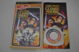 Star Wars - The Clone Wars - Republic Heroes - PSP Essentials(PSP PAL)