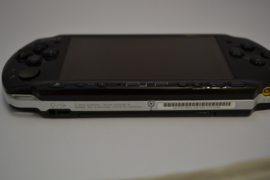 PSP 3004 Slim & Lite - Piano Black