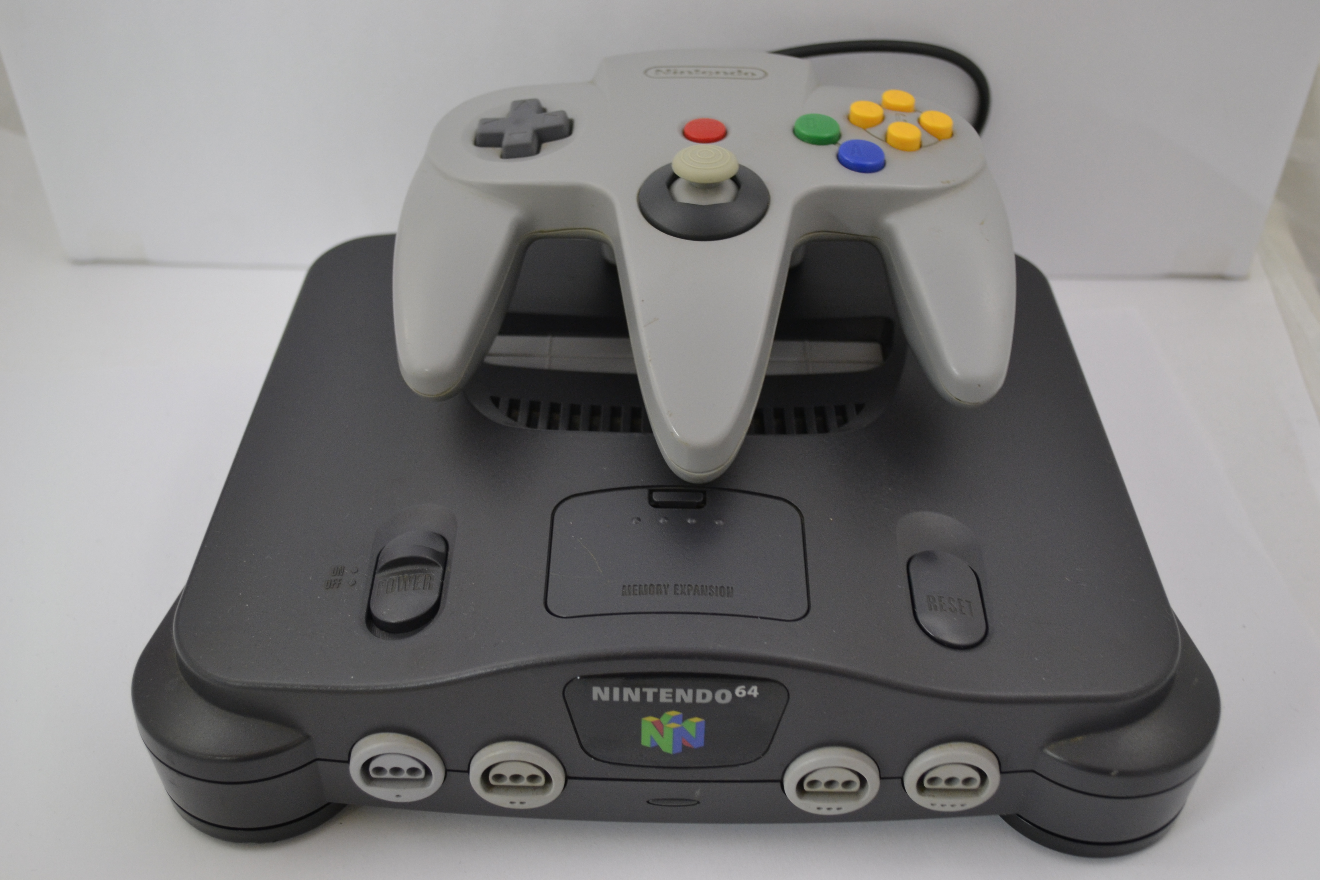 Nintendo 64 (charcoal Grey)