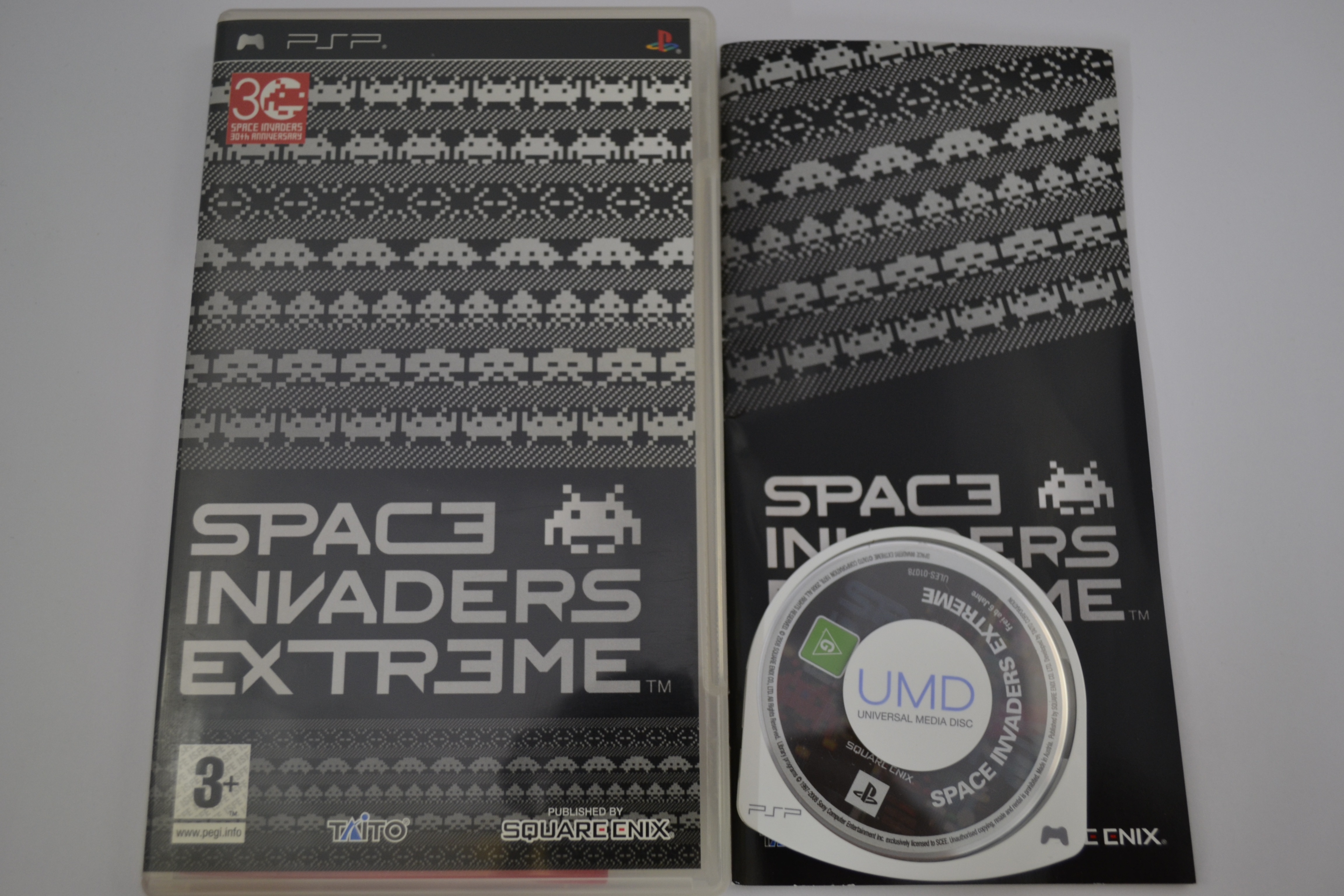 Space Invaders Extreme (PSP PAL)