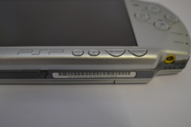 PSP 2004 Slim & Lite  ICE SILVER