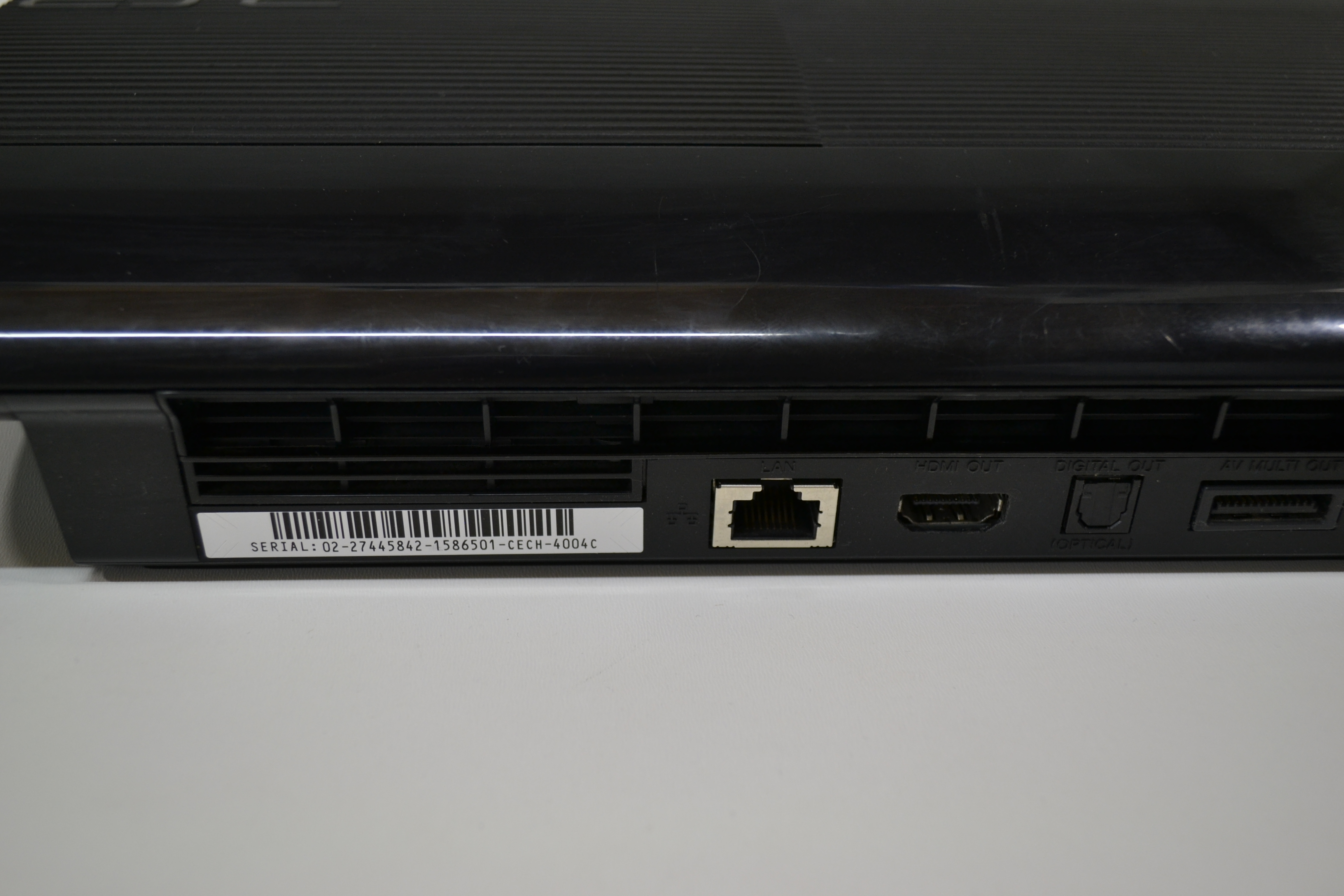 PlayStation 3 Super Slim - 500 GB Console Set​ (USED)
