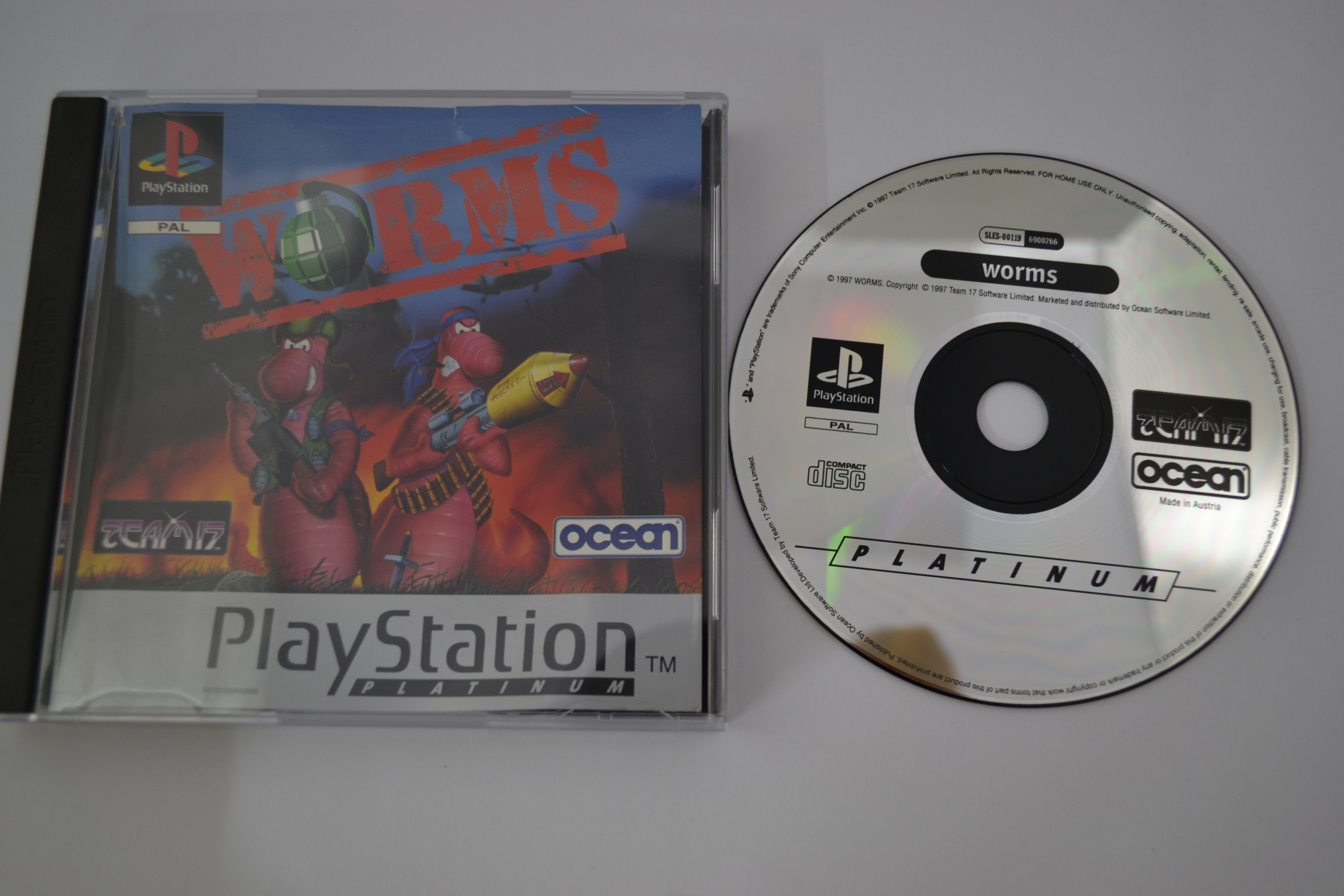 Worms - Platinum (PS1 PAL)