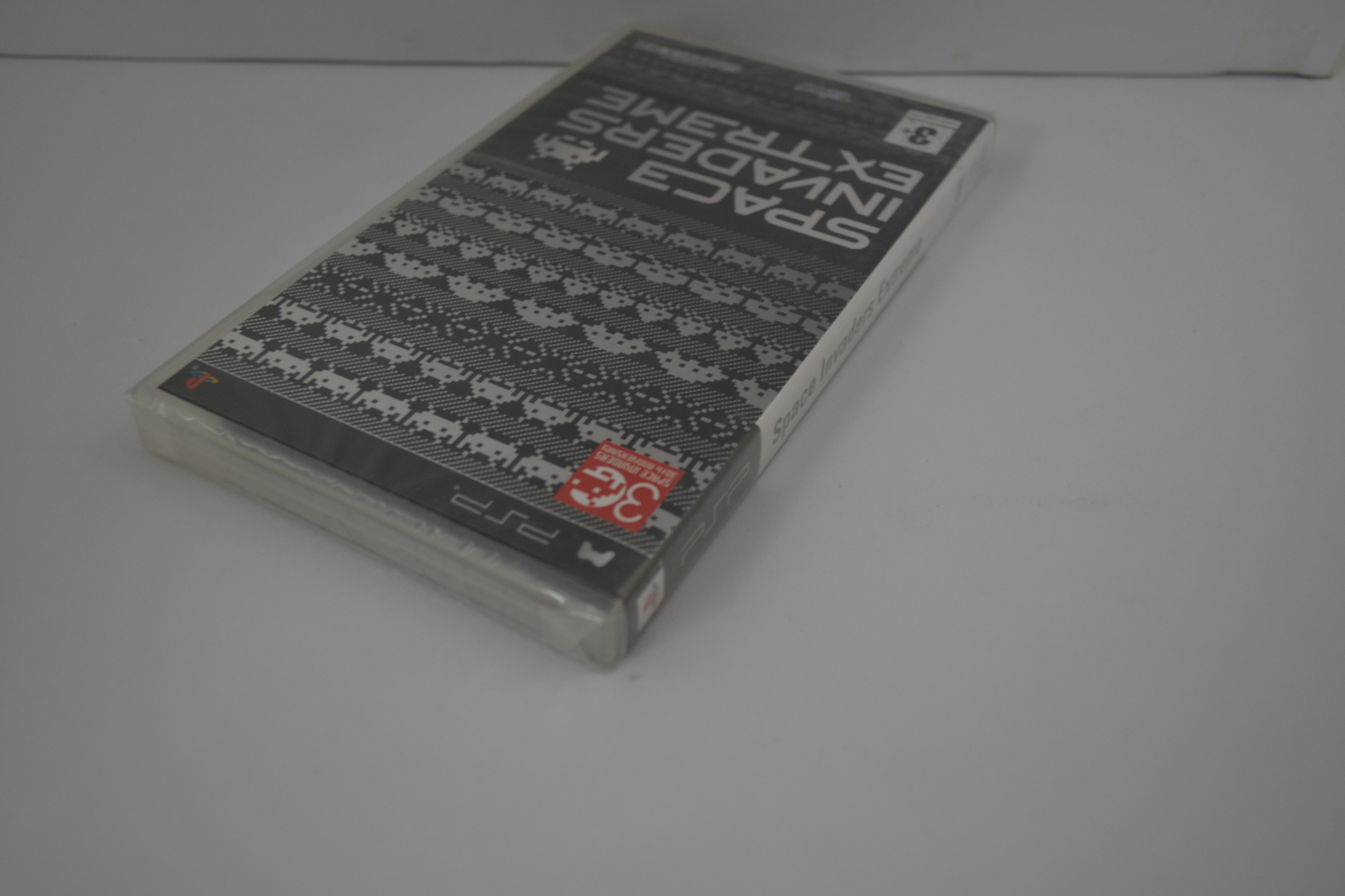 Space Invaders Extreme - SEALED (PSP PAL)