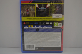 Monster Energy Supercross 6 - SEALED (PS4)