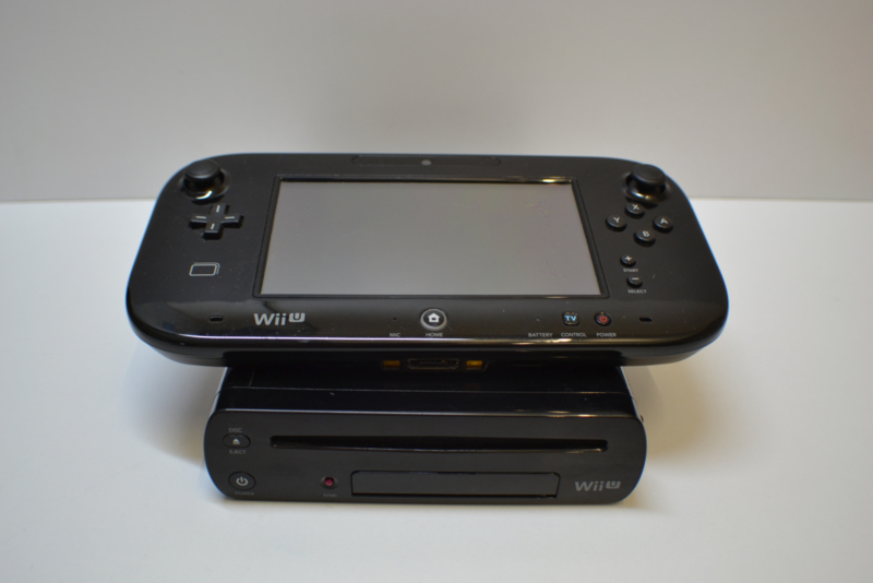 Console Nintendo Wii U Desbloqueado - Seminovo - Taverna GameShop
