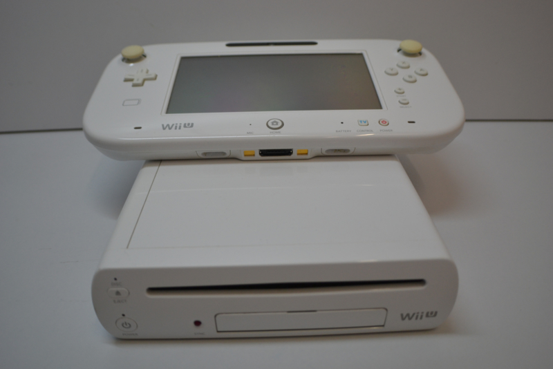 Console Nintendo Wii U Desbloqueado - Seminovo - Taverna GameShop