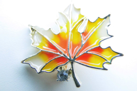 Broche herfstblad.