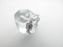 Zilveren mattenkloppertjes ring.
