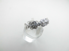 Zilveren mattenkloppertjes ring.