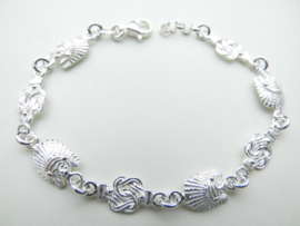 Zilveren mattenkloppertje/indiaantje bracelet.