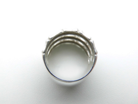 Zilveren 3 rij bamboe ring.