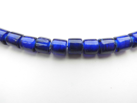 Blauwe ingi boca kralen bracelet met zilveren sluiting.