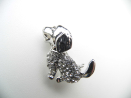 Broche braaf hondje.