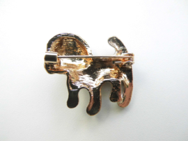 Broche puppy.