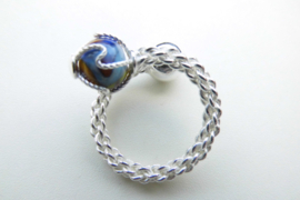 Zilveren gevlochten bal alakondre ring.