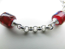 Zilveren rood allakondre bracelet.