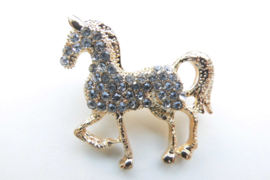 Broche paardje.