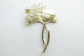 Broche Ginkgo bladeren.