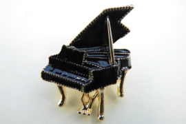 Broche piano