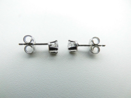 Zilveren zirkonia oorknoppen 4 mm (per paar)