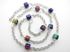 Zilveren cilinder allakondre kralen lontai ketting. (medium) (meer blauw)