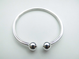 Zilveren boei armband. (klaver vier geluk scheen)
